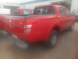 MITSUBISHI L200 2.4 KATANA CRT 4X4 AÑO 2019 (SANTIAGO)  LHHX33