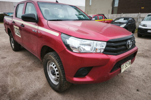 TOYOTA HILUX 2.4 4X2 DX AÑO 2021 (SANTIAGO) PTSZ 36