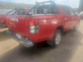 MITSUBISHI L200 2.4 KATANA CRT 4X4 AÑO 2022 (SANTIAGO)  RXDY30