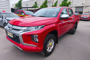 MITSUBISHI L200 2.4 KATANA CRT 4X4 AÑO 2022 (SANTIAGO)  RKXD 36