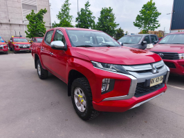MITSUBISHI L200 2.4 KATANA CRT 4X4 AÑO 2022 (SANTIAGO)  RKXD 36