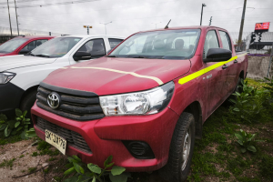 TOYOTA HILUX 4X4 2.4 DX 2023 (SANTIAGO)  SKJX 78