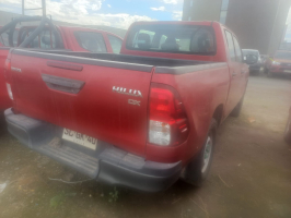 TOYOTA HILUX 4X4 2.4 DX 2023 (SANTIAGO)  SLGK 40